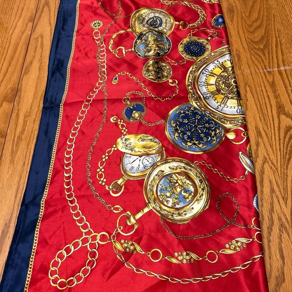 Scarf - Picture 2 of 3